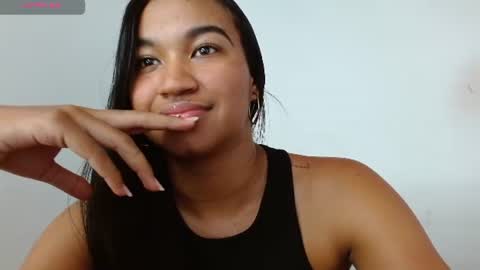   online show from August 6, 10:09 pm