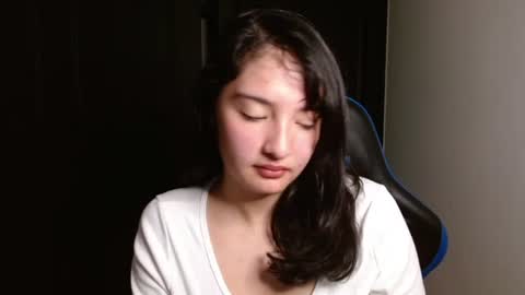 alexaa08 online show from August 7, 1:27 am