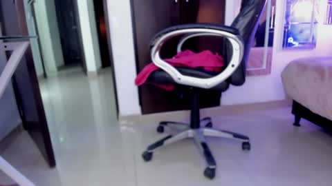 alexaa_marquss online show from August 12, 12:51 pm