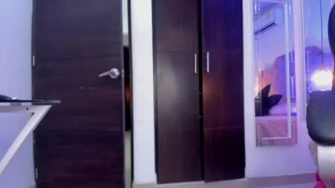 alexaa_marquss online show from August 12, 3:03 pm