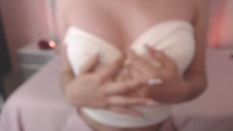 Alexa Abad online show from August 4, 10:29 pm