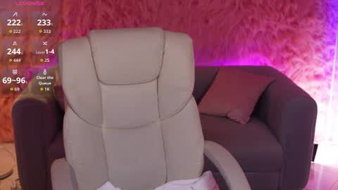 alexafleur online show from August 11, 7:32 am