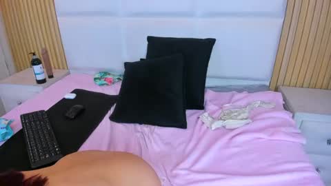 alexagrace12 online show from August 1, 2:17 am