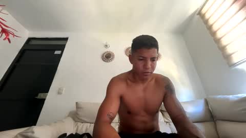alexander309459 online show from April 28, 1:44 pm