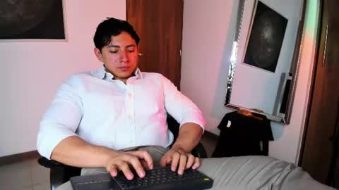 Alex online show from August 12, 5:43 am