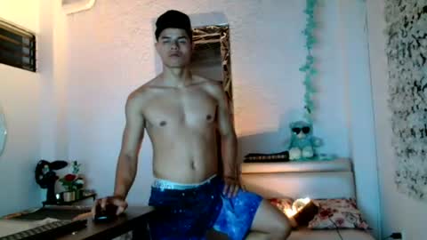 Alexander online show from August 9, 2:01 am