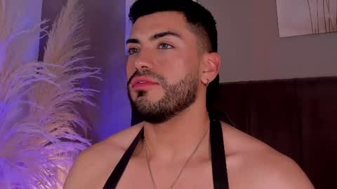 Alexander Diaz online show from August 1, 7:31 pm