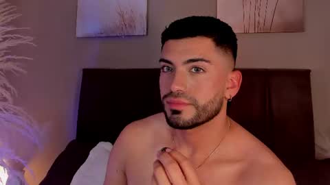 Alexander Diaz online show from August 10, 8:43 pm