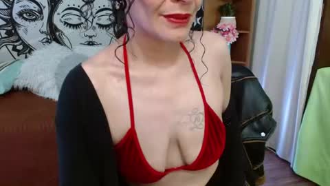 alexandra_jonas online show from August 9, 3:51 am