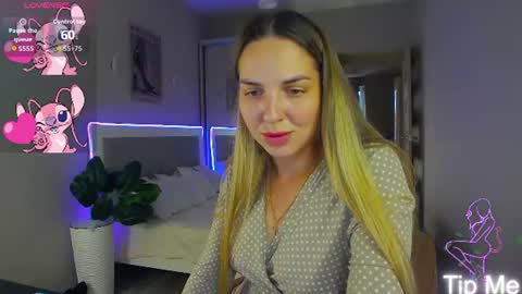 alexandracandy online show from August 11, 1:35 pm