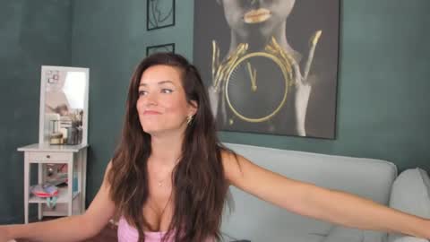 AlexaNikole online show from August 7, 10:48 am