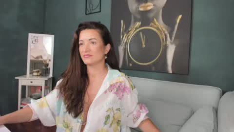 AlexaNikole online show from August 11, 9:44 am