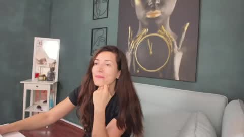 AlexaNikole online show from August 14, 8:40 am