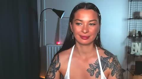 alexasven online show from July 21, 11:18 pm