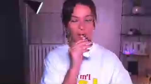 alexasven online show from August 13, 10:57 pm