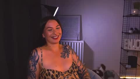 alexasven online show from August 14, 11:19 pm