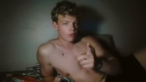 alexcoxx21 online show from August 2, 1:29 pm