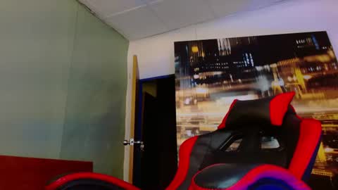 alexgiraldo__ online show from July 27, 12:21 pm