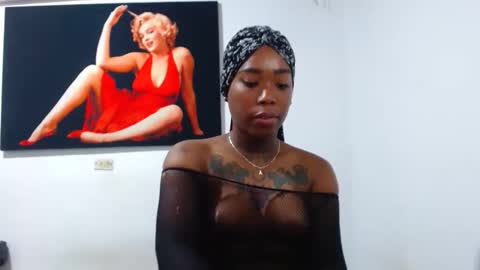 alexia_sinclaire24 online show from April 26, 1:45 am