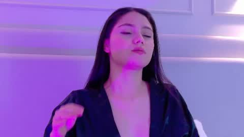 Alexia leman online show from August 11, 8:00 pm