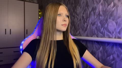 Alexia online show from July 30, 1:07 pm