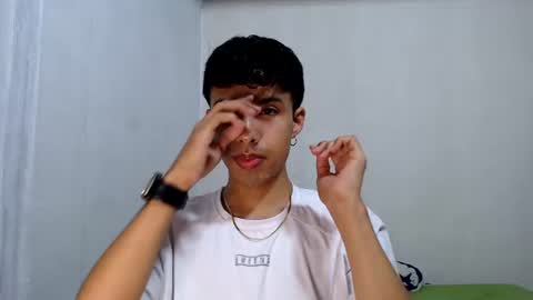Alexis online show from August 9, 4:08 pm