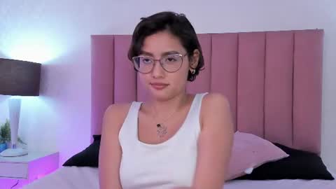 ALEXIS online show from August 14, 8:18 am