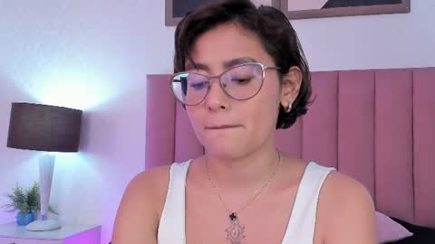 ALEXIS online show from August 14, 9:24 am