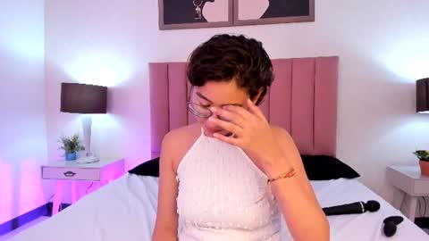 ALEXIS online show from August 15, 9:46 am