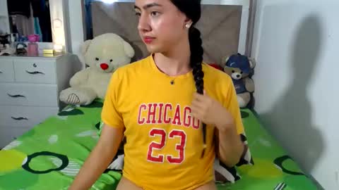 -- ALEXIS -- online show from July 7, 5:00 am