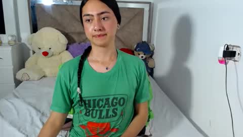 -- ALEXIS -- online show from July 16, 4:35 am