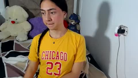 -- ALEXIS -- online show from July 19, 2:13 am