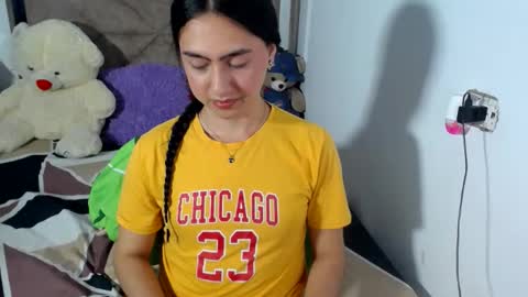 -- ALEXIS -- online show from July 19, 3:19 am
