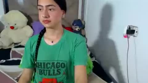 -- ALEXIS -- online show from July 21, 4:49 am