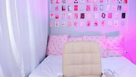 alexis_matson online show from August 14, 6:28 am