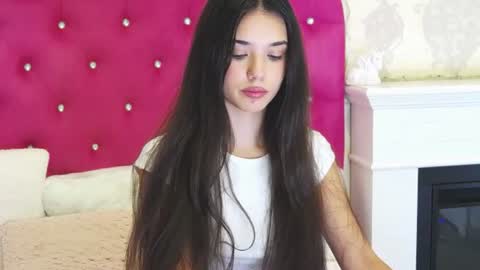 alexisdevine online show from August 13, 7:44 am