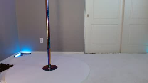 alexispaige06 online show from August 13, 8:56 pm