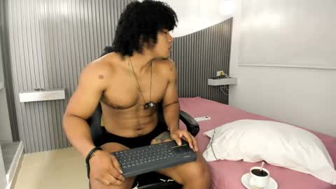 ALEXJ BLACK online show from April 30, 4:43 pm