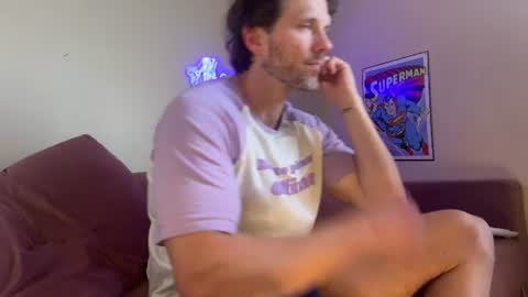 Alex Mann online show from August 18, 7:42 pm