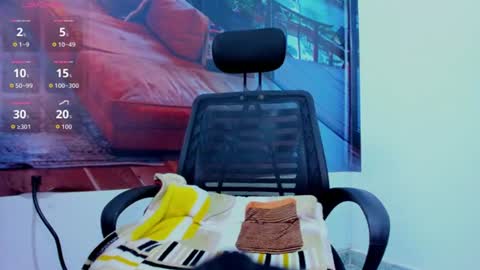 Alex online show from August 3, 11:56 pm