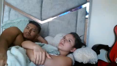 alexvsluisa online show from August 13, 5:27 pm