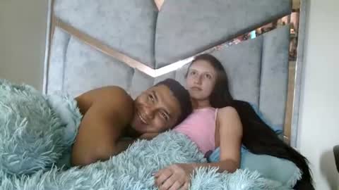 alexvsluisa online show from August 15, 5:06 pm