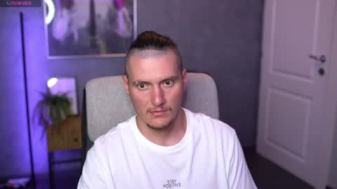 Alex online show from August 11, 8:49 am