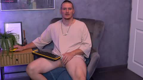 Alex online show from August 15, 9:35 am