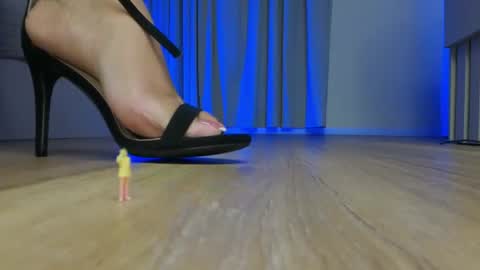 aleya_black online show from August 11, 2:57 am