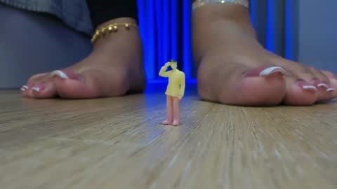 aleya_black online show from August 12, 6:16 am