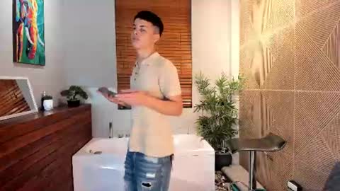Alfred Vittar online show from August 11, 4:47 am