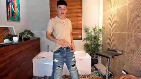 Alfred Vittar online show from August 11, 9:33 am