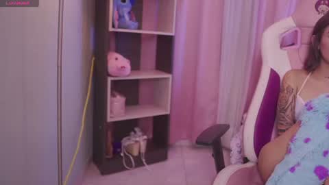 ali_small8 online show from August 15, 1:26 pm