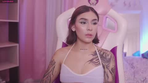ali_small8 online show from August 15, 2:32 pm